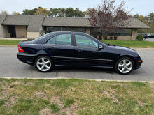 Load image into Gallery viewer, 2005 Mercedes Benz c230