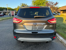 Load image into Gallery viewer, 2016 Ford Escape
